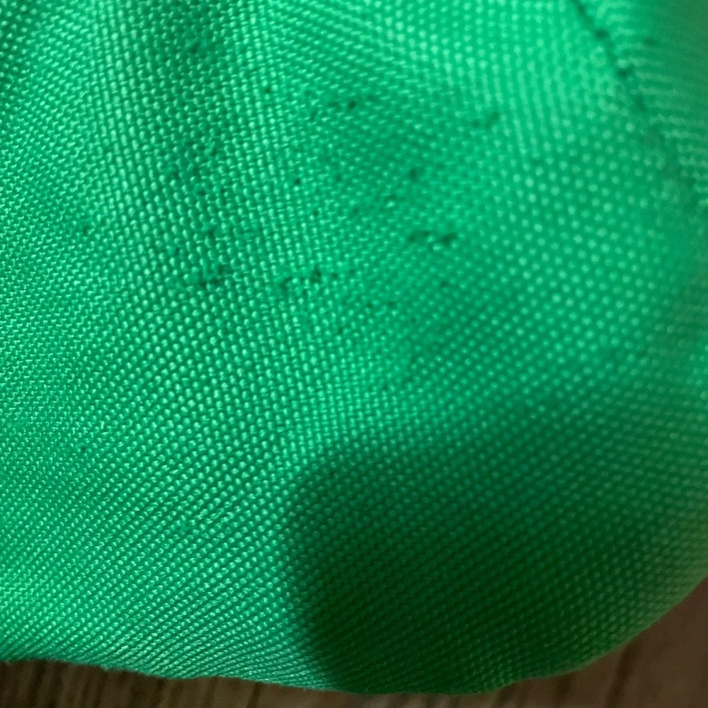 Quechua Green Backpack Durable Everyday Use - Picture 3 of 8
